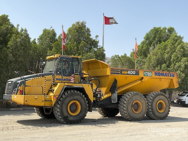 2015 Komatsu HM400-3 Articulated Dump Truck - Shkarkues teleskopik: foto 1 2015 Komatsu HM400-3 Articulated Dump Truck - Shkarkues teleskopik: foto 1