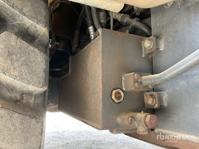 2015 Komatsu HM400-3 - Shkarkues teleskopik: foto 5 2015 Komatsu HM400-3 - Shkarkues teleskopik: foto 5