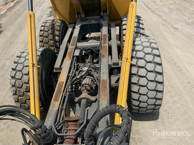 2015 Komatsu HM400-3 - Shkarkues teleskopik: foto 5 2015 Komatsu HM400-3 - Shkarkues teleskopik: foto 5