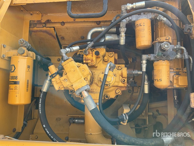2017 Cat 336D2 - Ekskavator me zinxhirë: foto 5 2017 Cat 336D2 - Ekskavator me zinxhirë: foto 5