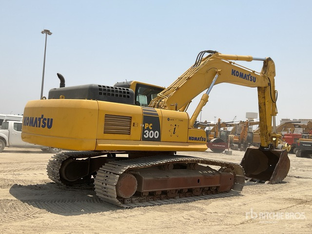 2017 Komatsu PC300-8M0 - Ekskavator me zinxhirë: foto 3 2017 Komatsu PC300-8M0 - Ekskavator me zinxhirë: foto 3