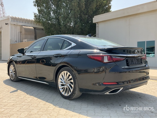 2019 Lexus ES350 Automobile - Veturë: foto 2 2019 Lexus ES350 Automobile - Veturë: foto 2