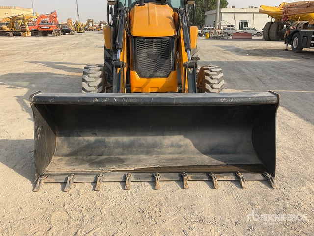 2020 JCB 4DX 4x4 Backhoe Loader - Fadromë me shkarkim nga prapa: foto 5 2020 JCB 4DX 4x4 Backhoe Loader - Fadromë me shkarkim nga prapa: foto 5
