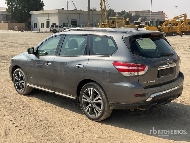 2020 Nissan Pathfinder 4WD Hybrid SUV - SUV: foto 4 2020 Nissan Pathfinder 4WD Hybrid SUV - SUV: foto 4