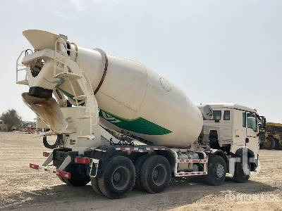 CNHTC HOWO TX340 8x4 Twin-Steer - Autobetoniere: foto 3 CNHTC HOWO TX340 8x4 Twin-Steer - Autobetoniere: foto 3