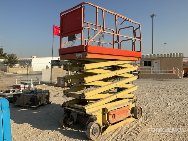 JLG 2646ES Scissor Lift - Ngritës gërshërë: foto 1 JLG 2646ES Scissor Lift - Ngritës gërshërë: foto 1