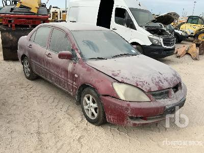MITSUBISHI LANCER (Inoperable) - Veturë: foto 4 MITSUBISHI LANCER (Inoperable) - Veturë: foto 4
