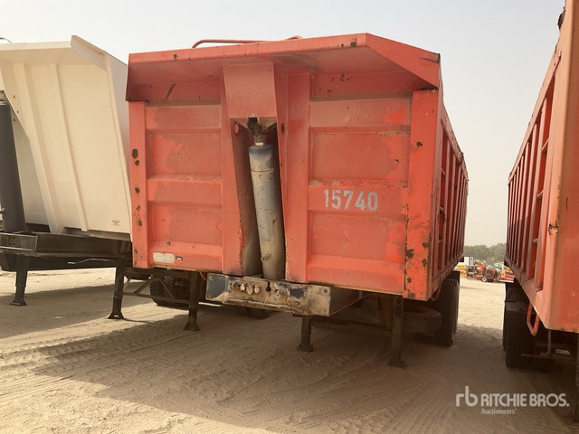 Mammut End Dump Trailer - Rimorkio vetëshkarkuese: foto 2 Mammut End Dump Trailer - Rimorkio vetëshkarkuese: foto 2