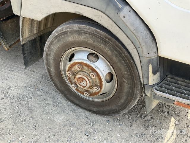 Mitsubishi KK-FK71HJ - Kamion me karroceri të hapur, Kamion me vinç: foto 5 Mitsubishi KK-FK71HJ - Kamion me karroceri të hapur, Kamion me vinç: foto 5