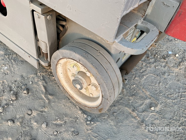 Skyjack SJIII-3219 Scissor Lift - Ngritës gërshërë: foto 4 Skyjack SJIII-3219 Scissor Lift - Ngritës gërshërë: foto 4