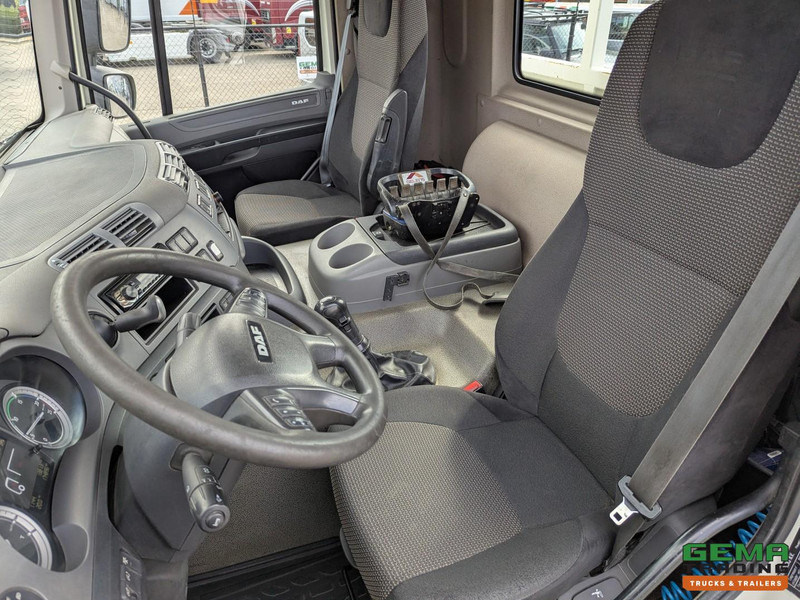 DAF CF 330 FAT 6x4 Dagcab Euro6A - Open laadbak 6.4m + PM 15522 - RadioGrafisch - Handgeschakeld - Kamion me karroceri të hapur, Kamion me vinç: foto 5 DAF CF 330 FAT 6x4 Dagcab Euro6A - Open laadbak 6.4m + PM 15522 - RadioGrafisch - Handgeschakeld - Kamion me karroceri të hapur, Kamion me vinç: foto 5