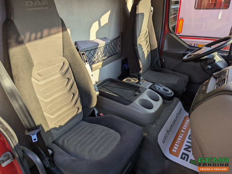 Interior photo 3: Kamion vagonetë DAF FA LF45.210 4x2 Dagcab Euro5 EEV - GeslotenBak 6.6M - Zijdeuren - Weegsysteem - Laadklep 1500KG