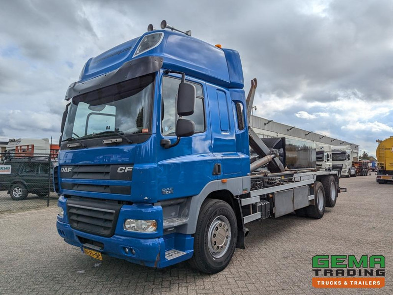 DAF FAS CF85.410 6x2 Euro5 FAS CF85.410 6x2 Spacecab Euro5 - HaakarmSysteem AJK 20T - KlapBumper - Vangmuilkoppeling - Lift-As - Kamion vetëngarkues: foto 1 DAF FAS CF85.410 6x2 Euro5 FAS CF85.410 6x2 Spacecab Euro5 - HaakarmSysteem AJK 20T - KlapBumper - Vangmuilkoppeling - Lift-As - Kamion vetëngarkues: foto 1