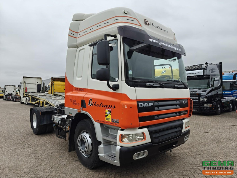 DAF CF75.250 4x2 SpaceCab Euro5 - Handgeschakeld - Airco - Gjysmë-kamion: foto 2 DAF CF75.250 4x2 SpaceCab Euro5 - Handgeschakeld - Airco - Gjysmë-kamion: foto 2