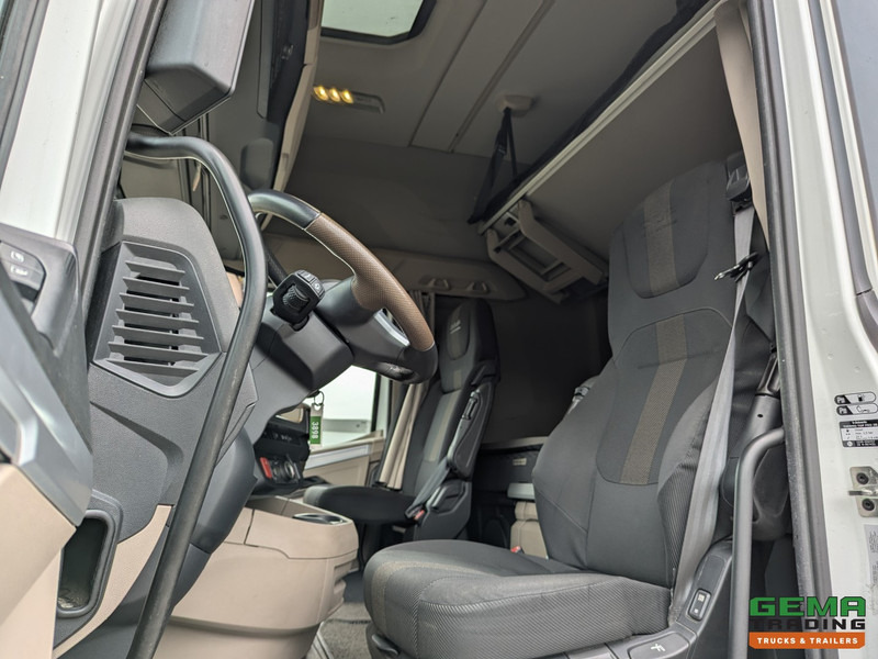 DAF XG+ 4x2 Euro6E - MEGA/Lowdeck - Retarder - Dubbele tanks - MirrorCam - 3 DVS StarRating - Gjysmë-kamion: foto 5 DAF XG+ 4x2 Euro6E - MEGA/Lowdeck - Retarder - Dubbele tanks - MirrorCam - 3 DVS StarRating - Gjysmë-kamion: foto 5