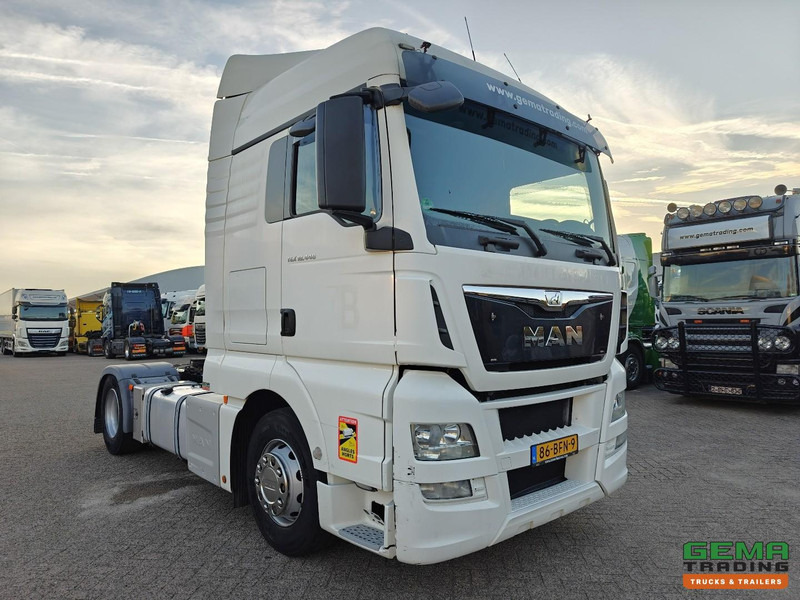 MAN TGX 18.440 4x2 XLX Euro6B - Dubbele Tanks - Standairco - SMARTTacho V2 - 09/2026 APK - Gjysmë-kamion: foto 2 MAN TGX 18.440 4x2 XLX Euro6B - Dubbele Tanks - Standairco - SMARTTacho V2 - 09/2026 APK - Gjysmë-kamion: foto 2