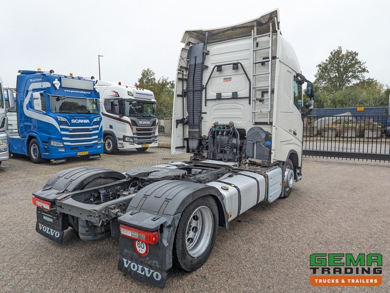 Volvo FH420 4x2 Euro6 FH420 4x2 Globetrotter Euro6 - XLOW / Mega - VEB+ - Double Tanks - Air Suspension - Gjysmë-kamion: foto 3 Volvo FH420 4x2 Euro6 FH420 4x2 Globetrotter Euro6 - XLOW / Mega - VEB+ - Double Tanks - Air Suspension - Gjysmë-kamion: foto 3