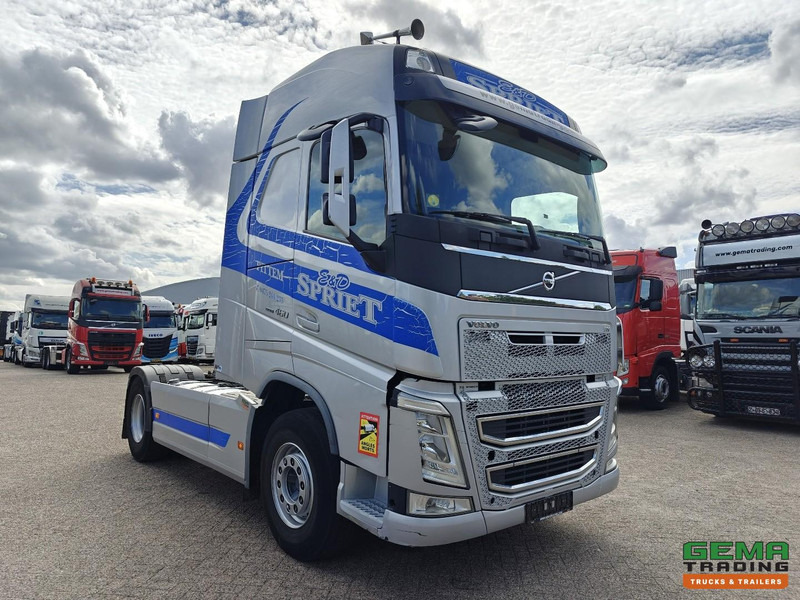 Volvo FH460 4x2 Globetrotter Euro6 - WF/Kiep Hydrauliek - Dubbele Tanks - Gjysmë-kamion: foto 2 Volvo FH460 4x2 Globetrotter Euro6 - WF/Kiep Hydrauliek - Dubbele Tanks - Gjysmë-kamion: foto 2