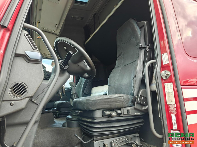 Volvo FH460 4x2 Globetrotter XL Euro5 - Handgeschakeld - Dubbele tanks - Gjysmë-kamion: foto 5 Volvo FH460 4x2 Globetrotter XL Euro5 - Handgeschakeld - Dubbele tanks - Gjysmë-kamion: foto 5