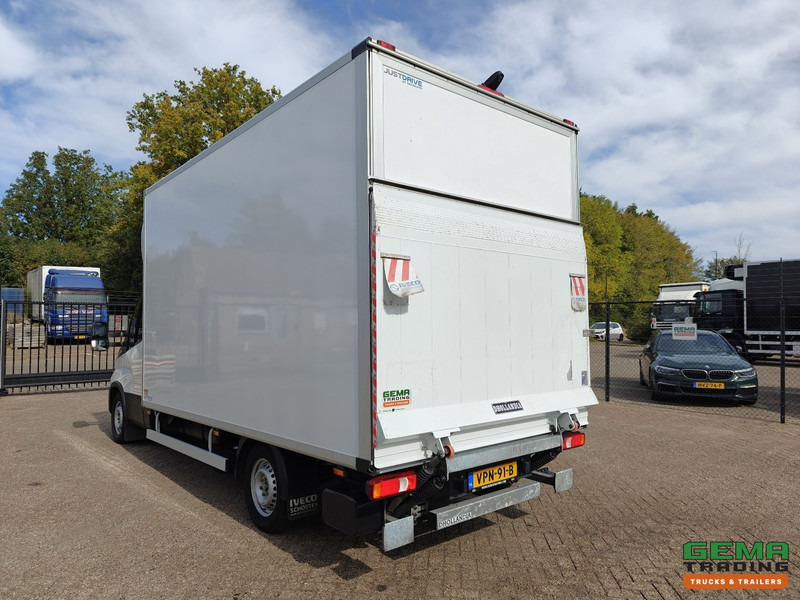 Iveco 35S18 Hi-Matic 4x2 Dagcab Euro6E - Gesloten Bak 4.2M - Laadklep 1000KG - Navi - 03/2026 APK - Kamioncine me kontinier: foto 3 Iveco 35S18 Hi-Matic 4x2 Dagcab Euro6E - Gesloten Bak 4.2M - Laadklep 1000KG - Navi - 03/2026 APK - Kamioncine me kontinier: foto 3