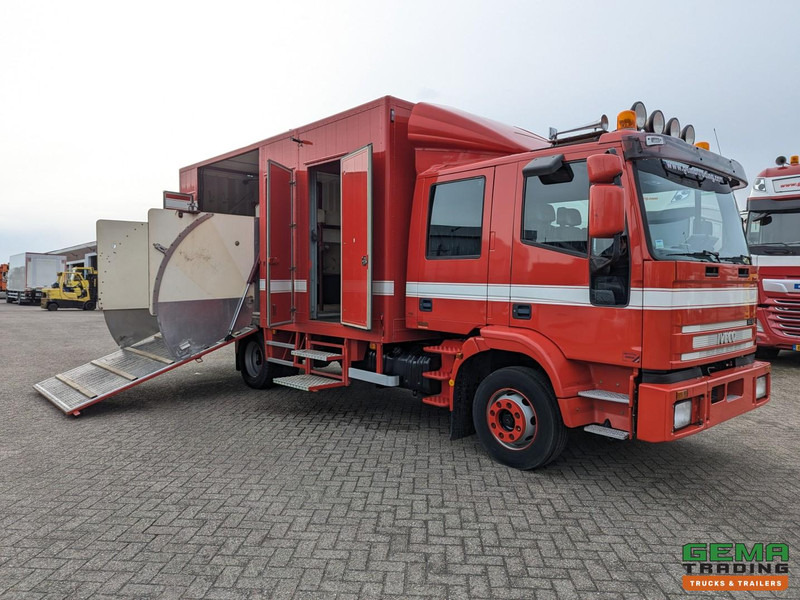 Iveco Tector ML120E24D 4x2 Euro3 DubbelCabine - Paardenwagen 3-Paards - Kleedruimte - Hydraulische klep- TOP! - Kamion për kuaj: foto 1 Iveco Tector ML120E24D 4x2 Euro3 DubbelCabine - Paardenwagen 3-Paards - Kleedruimte - Hydraulische klep- TOP! - Kamion për kuaj: foto 1