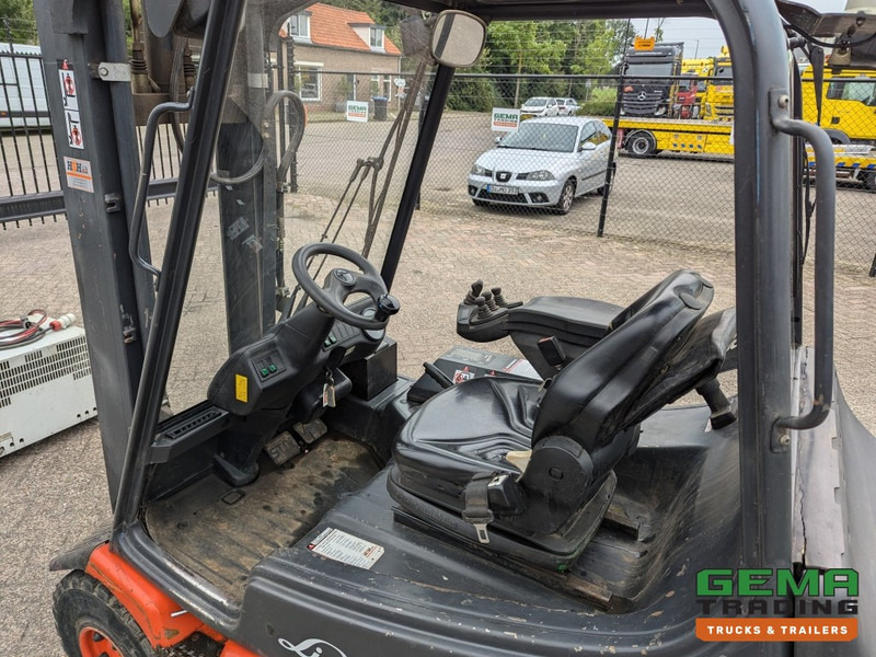 Linde E30 02 - 4058 uur - Duplex Mast - Volrubber Banden - Eurotron 80V-80A Oplader (M34) - Pirun elektrik: foto 5 Linde E30 02 - 4058 uur - Duplex Mast - Volrubber Banden - Eurotron 80V-80A Oplader (M34) - Pirun elektrik: foto 5