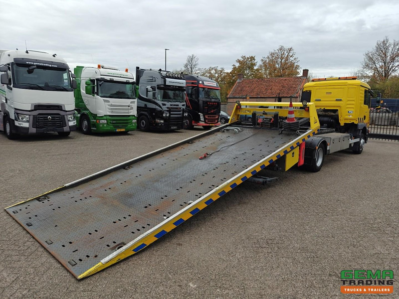 MAN TGM 12.250 4x2 Dagcabine (6 pl) Euro5 - Falkom FAS5000 + FAL2000 + Lier 3600KG - Afstandsbediening - Karrotrec: foto 2 MAN TGM 12.250 4x2 Dagcabine (6 pl) Euro5 - Falkom FAS5000 + FAL2000 + Lier 3600KG - Afstandsbediening - Karrotrec: foto 2