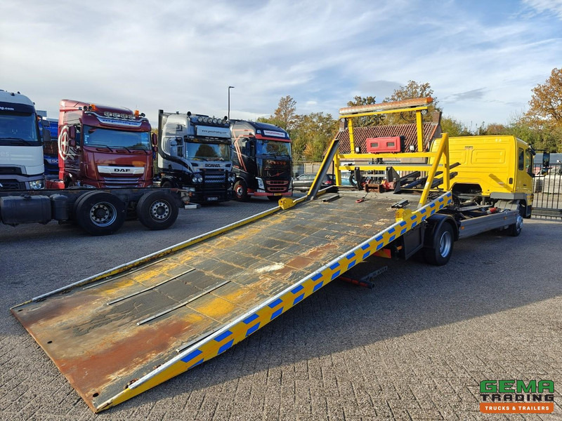 Mercedes-Benz Atego 1224 L 4x2 Dagcabine Euro5 6CIL - Eurotechniek 4T + Lier 3.6T + Bril 2000kg - Karrotrec: foto 2 Mercedes-Benz Atego 1224 L 4x2 Dagcabine Euro5 6CIL - Eurotechniek 4T + Lier 3.6T + Bril 2000kg - Karrotrec: foto 2