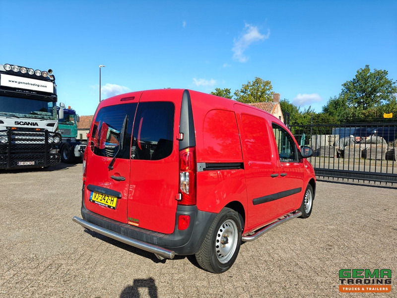 Mercedes-Benz Citan 108 CDI BlueEFFICIENCY Euro5L - Airco - 4-Seizoensbanden - Bluetooth Radio - Furgon i vogël: foto 4 Mercedes-Benz Citan 108 CDI BlueEFFICIENCY Euro5L - Airco - 4-Seizoensbanden - Bluetooth Radio - Furgon i vogël: foto 4