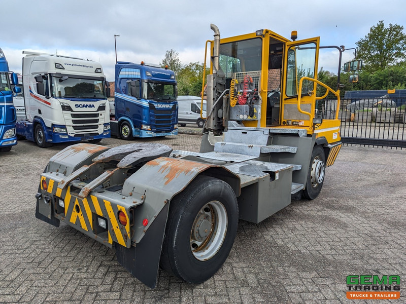 Terberg YT222 Allison - Schotel 30T - Landbouw kenteken - Traktor terminal: foto 3 Terberg YT222 Allison - Schotel 30T - Landbouw kenteken - Traktor terminal: foto 3