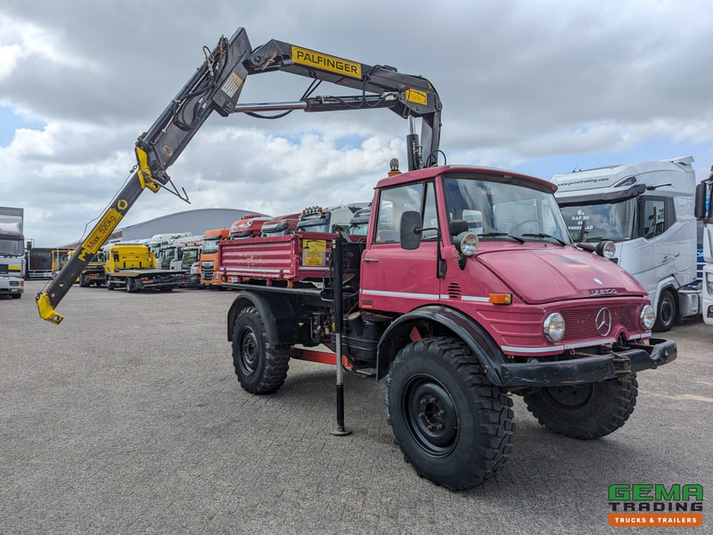 Unimog 416/U1100 4x4 - Hiab PK4600A - Open laadbak - Lier - Vangmuil/trekhaak - Mercedes Benz - Kamion me vinç: foto 2 Unimog 416/U1100 4x4 - Hiab PK4600A - Open laadbak - Lier - Vangmuil/trekhaak - Mercedes Benz - Kamion me vinç: foto 2