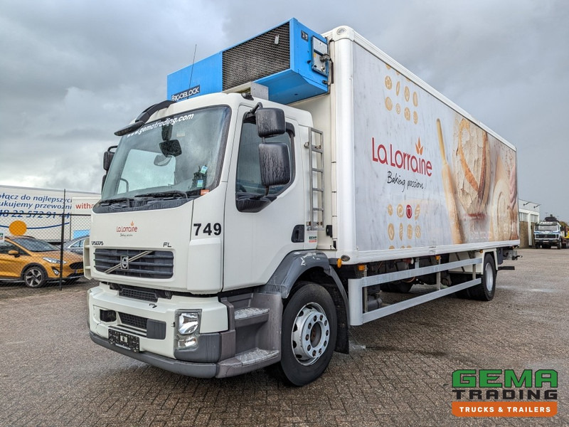 Volvo FL210 4x2 Daycab 18Ton Euro5 Handgeschakeld - Koel-VriesBak 8.40M - Frigo Block - Laadklep 1500KG - Kamion izotermik: foto 1 Volvo FL210 4x2 Daycab 18Ton Euro5 Handgeschakeld - Koel-VriesBak 8.40M - Frigo Block - Laadklep 1500KG - Kamion izotermik: foto 1
