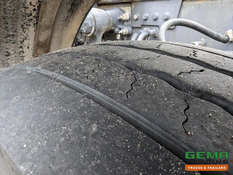 Lizingu i Volvo FMX410 8x4 /4 Daycab Euro5 - Haakarm 25T - CementSilo - RadioGrafisch - Hydr. Steunpoten - NaafReductie Volvo FMX410 8x4 /4 Daycab Euro5 - Haakarm 25T - CementSilo - RadioGrafisch - Hydr. Steunpoten - NaafReductie: foto 20 Lizingu i Volvo FMX410 8x4 /4 Daycab Euro5 - Haakarm 25T - CementSilo - RadioGrafisch - Hydr. Steunpoten - NaafReductie Volvo FMX410 8x4 /4 Daycab Euro5 - Haakarm 25T - CementSilo - RadioGrafisch - Hydr. Steunpoten - NaafReductie: foto 20