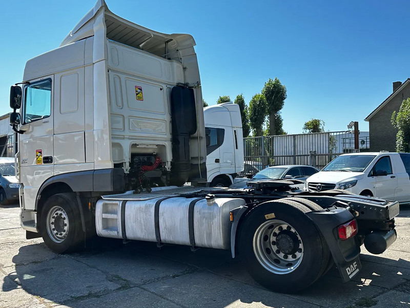 DAF XF 460 4X2 Tractor-unit Spring/Air ACC Retarder EURO6 - Gjysmë-kamion: foto 3 DAF XF 460 4X2 Tractor-unit Spring/Air ACC Retarder EURO6 - Gjysmë-kamion: foto 3