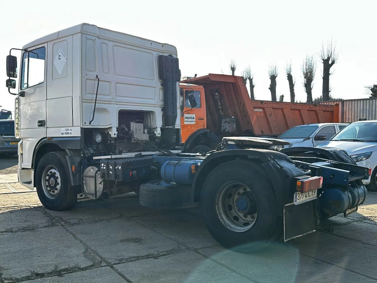 DAF XF 95.380 4X2 Tractor-unit Spring/Air ZF Manual DAF XF 95.380 4X2 Tractor-unit Spring/Air ZF Manual - Gjysmë-kamion: foto 3 DAF XF 95.380 4X2 Tractor-unit Spring/Air ZF Manual DAF XF 95.380 4X2 Tractor-unit Spring/Air ZF Manual - Gjysmë-kamion: foto 3