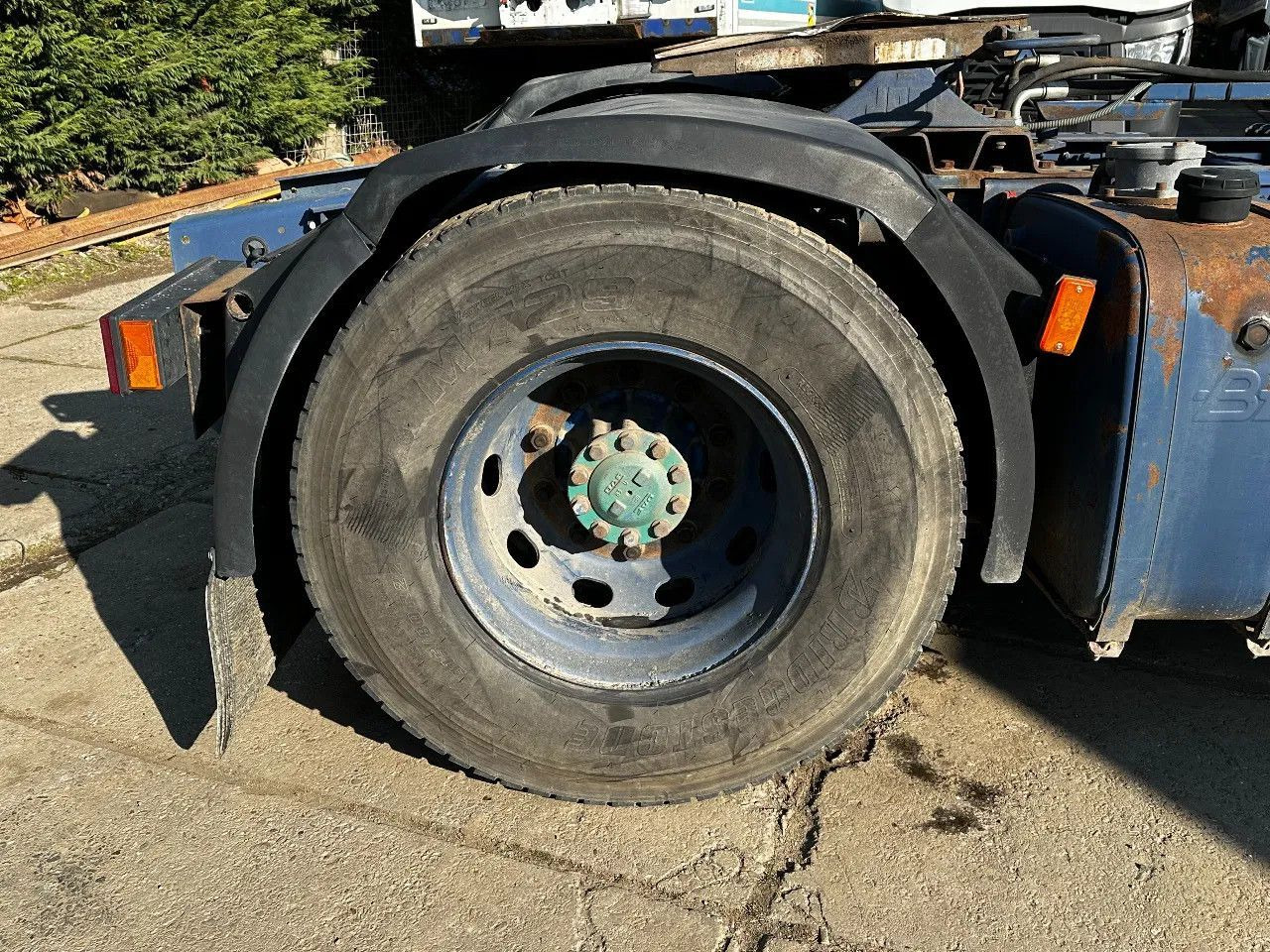 DAF XF 95.380 4X2 Tractor-unit Spring/Air ZF Manual DAF XF 95.380 4X2 Tractor-unit Spring/Air ZF Manual - Gjysmë-kamion: foto 5 DAF XF 95.380 4X2 Tractor-unit Spring/Air ZF Manual DAF XF 95.380 4X2 Tractor-unit Spring/Air ZF Manual - Gjysmë-kamion: foto 5
