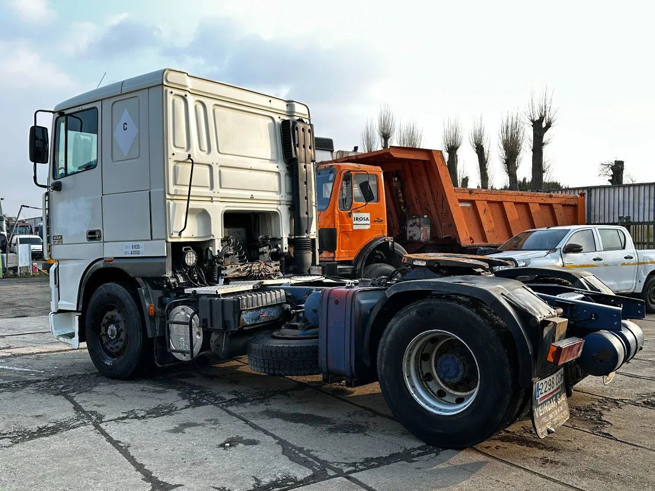 DAF XF 95.380 4X2 Tractor-unit Spring/Air ZF Manual DAF XF 95.380 4X2 Tractor-unit Spring/Air ZF Manual - Gjysmë-kamion: foto 3 DAF XF 95.380 4X2 Tractor-unit Spring/Air ZF Manual DAF XF 95.380 4X2 Tractor-unit Spring/Air ZF Manual - Gjysmë-kamion: foto 3