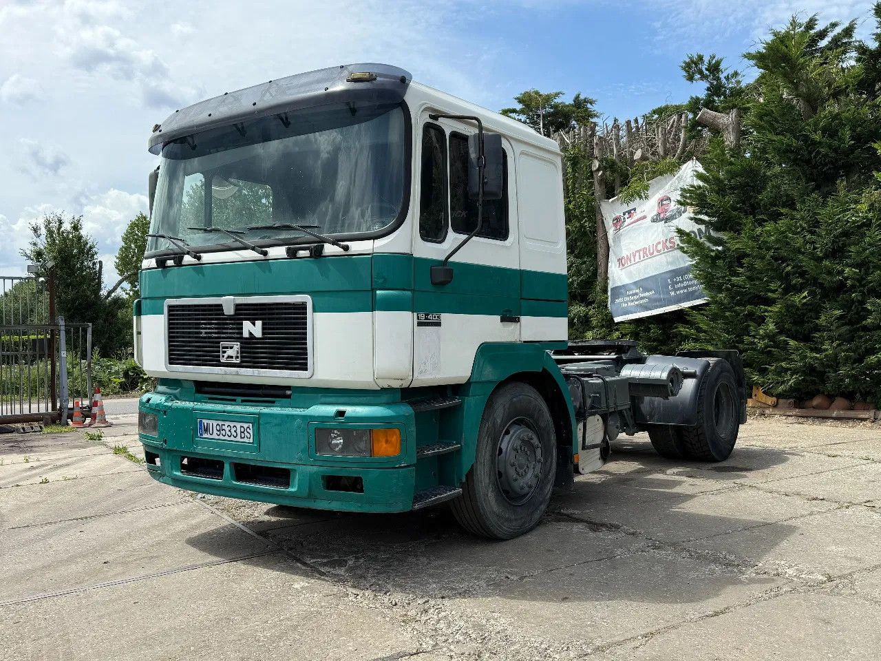 MAN 19.403 4X2 Tractor-unit Spring/Air ZF Manual Gea - Gjysmë-kamion: foto 2 MAN 19.403 4X2 Tractor-unit Spring/Air ZF Manual Gea - Gjysmë-kamion: foto 2