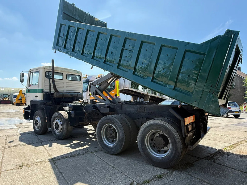 MAN 35.372 8X4 Tipper Spring/Spring ZF Manual Gear EURO2 - Kamion vetëshkarkues: foto 3 MAN 35.372 8X4 Tipper Spring/Spring ZF Manual Gear EURO2 - Kamion vetëshkarkues: foto 3