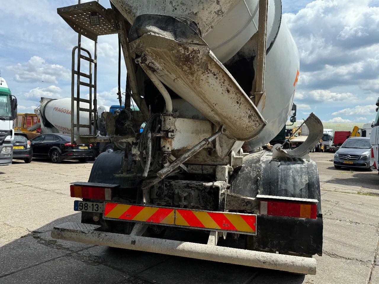 MAN TGA 35.360 8X4 CIFA Beton Mixer Spring/Spring ZF - Autobetoniere: foto 5 MAN TGA 35.360 8X4 CIFA Beton Mixer Spring/Spring ZF - Autobetoniere: foto 5