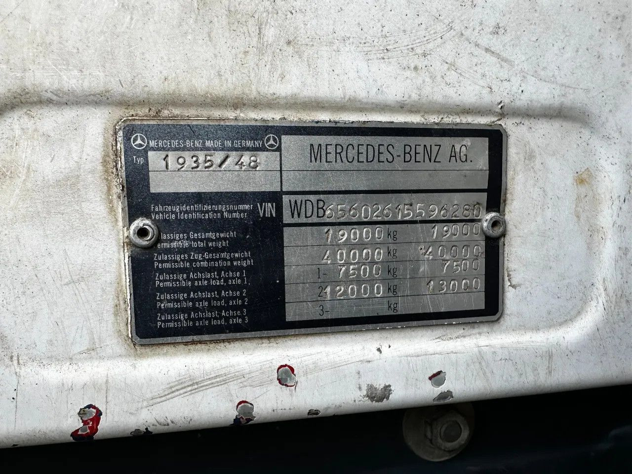 Kamion vetëshkarkues, Kamion me vinç Mercedes-Benz SK 1935 V8 4X2 Tipper Spring/Spring AMCO V825 9T Mercedes-Benz SK 1935 V8 4X2 Tipper Spring/Spring AMCO V825 9T: foto 13