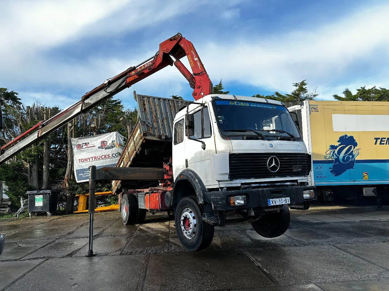 Kamion vetëshkarkues, Kamion me vinç Mercedes-Benz SK 1935 V8 4X2 Tipper Spring/Spring AMCO V825 9T Mercedes-Benz SK 1935 V8 4X2 Tipper Spring/Spring AMCO V825 9T: foto 15