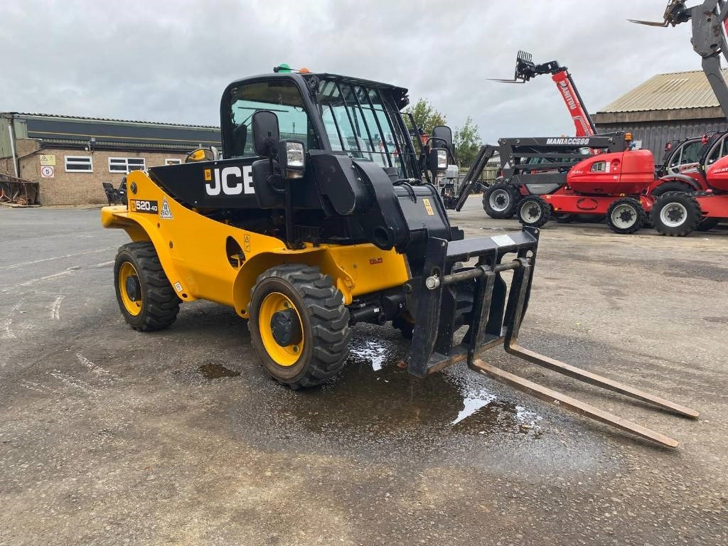 JCB 520-40 - Ekskavator teleskopik: foto 4 JCB 520-40 - Ekskavator teleskopik: foto 4