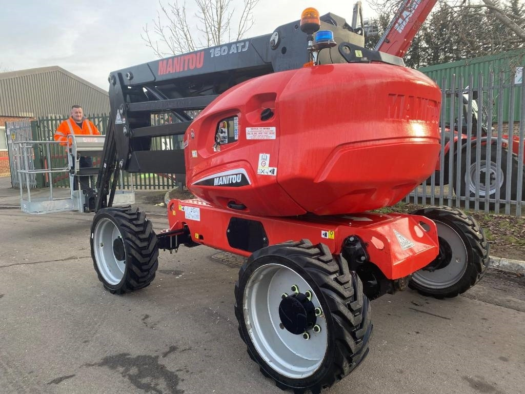 Manitou 160 ATJ - Krah me çernjerë: foto 3 Manitou 160 ATJ - Krah me çernjerë: foto 3