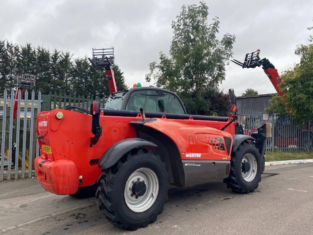 Manitou MT 1440 - Ekskavator teleskopik: foto 4 Manitou MT 1440 - Ekskavator teleskopik: foto 4