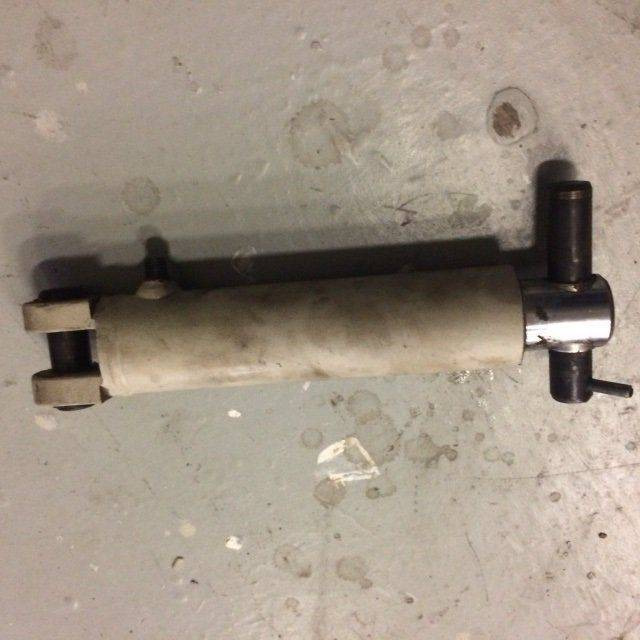 2X Lift cylinder for Linde N20V, Series 132, 1111 - Cilindri hidraulik për Pajisje për trajtimin e materialeve: foto 3 2X Lift cylinder for Linde N20V, Series 132, 1111 - Cilindri hidraulik për Pajisje për trajtimin e materialeve: foto 3