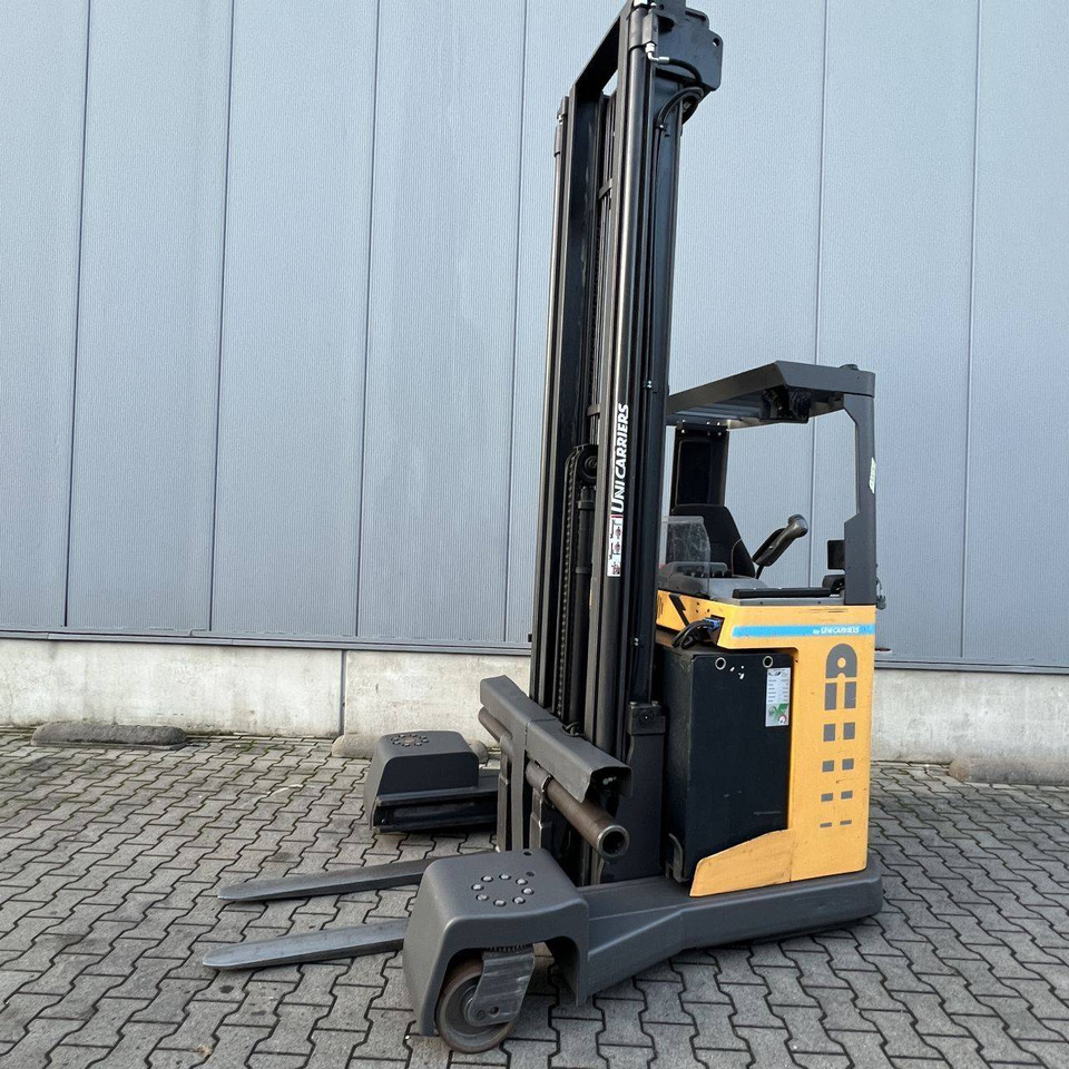 Atlet UFS200DTFVRF850 - Pirun ritërheqës me 4 rrugë: foto 4 Atlet UFS200DTFVRF850 - Pirun ritërheqës me 4 rrugë: foto 4