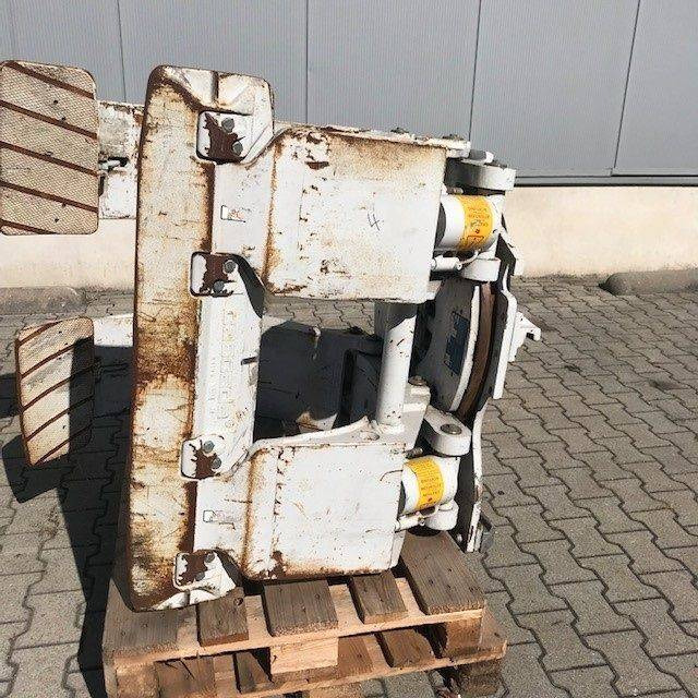 Cascade Rotating Roll clamp - Fashetë: foto 4 Cascade Rotating Roll clamp - Fashetë: foto 4