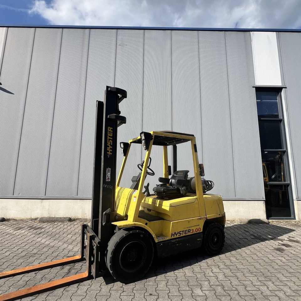 Hyster H3.00XM - Pirun më gaz: foto 1 Hyster H3.00XM - Pirun më gaz: foto 1
