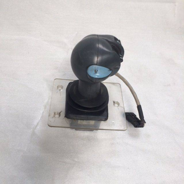 Joystick for Hyster - Sistemi elektrik për Pajisje për trajtimin e materialeve: foto 3 Joystick for Hyster - Sistemi elektrik për Pajisje për trajtimin e materialeve: foto 3